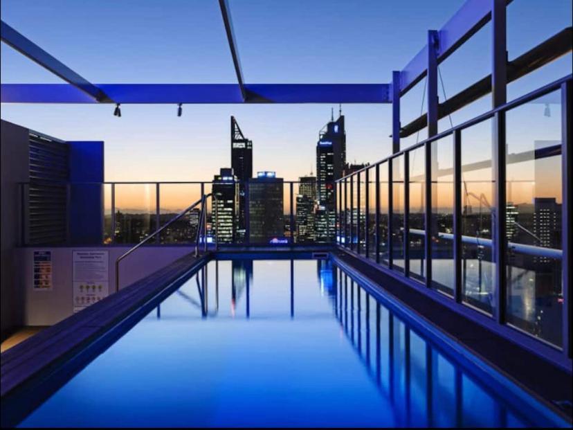 In The City Perth 1B1B Pool And Nice View מראה חיצוני תמונה